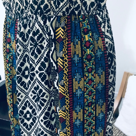 FOREVER21 CONTEMPORARY PRINT MAXI DRESS - Picture 9 of 15